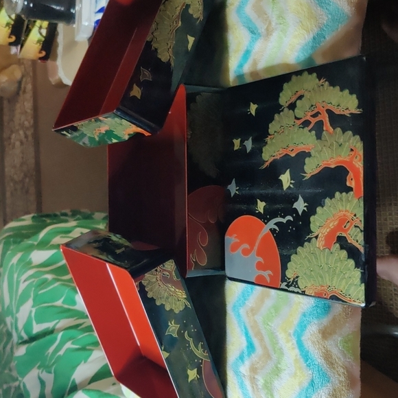 ✔️Asian pattern stackable boxes - Picture 2 of 4